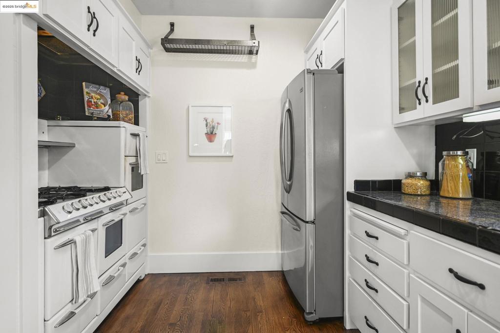 MLS #41112019 image #15