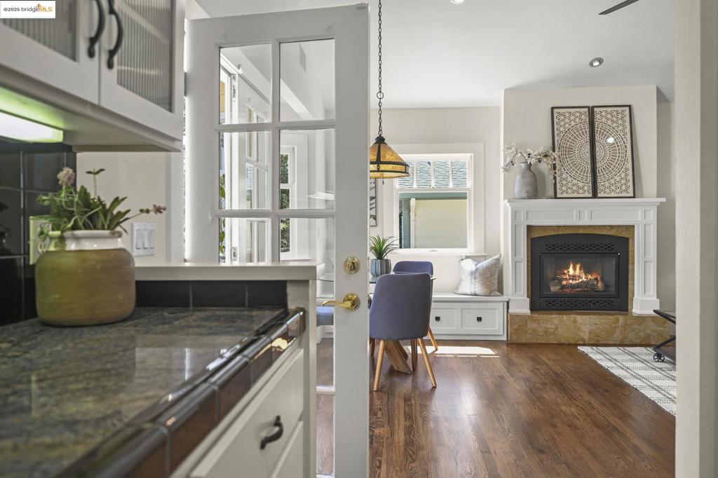 MLS #41112019 image #16