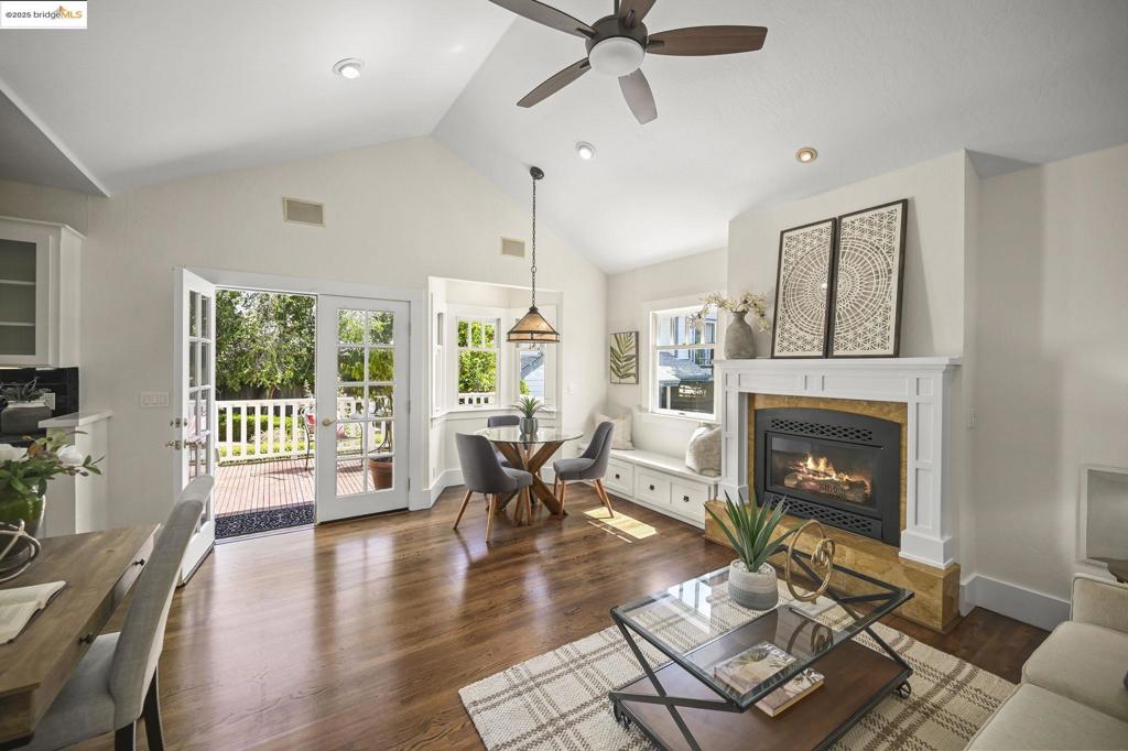 MLS #41112019 image #17