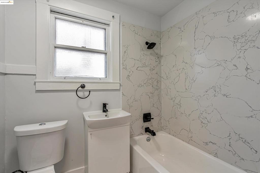 MLS #41112468 image #12