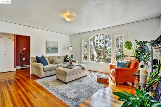 MLS #41112654 image #2