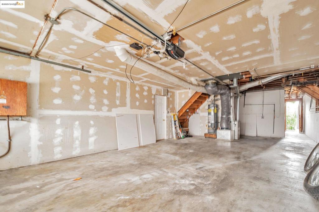 MLS #41112796 image #40