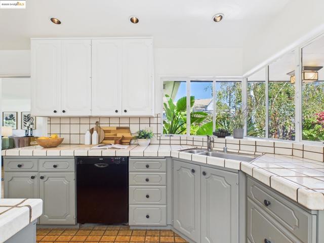 MLS #41113066 image #17