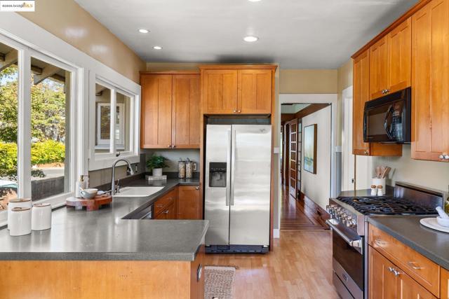 MLS #41114100 image #16