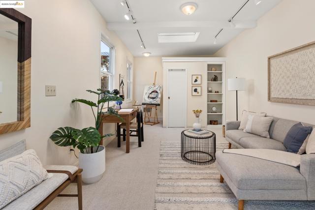 MLS #41114100 image #35