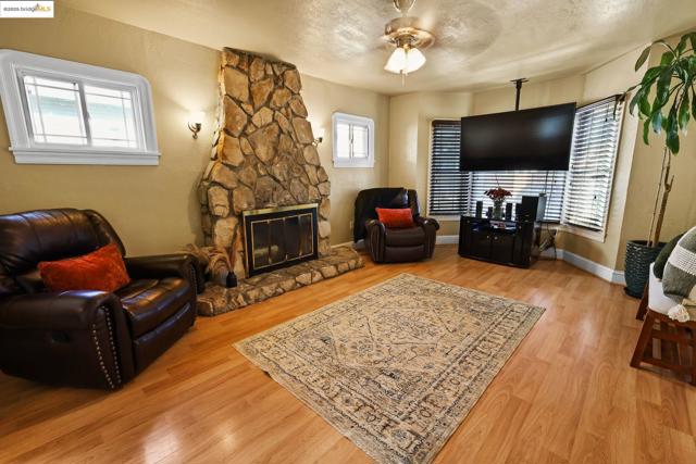 MLS #41114388 image #2