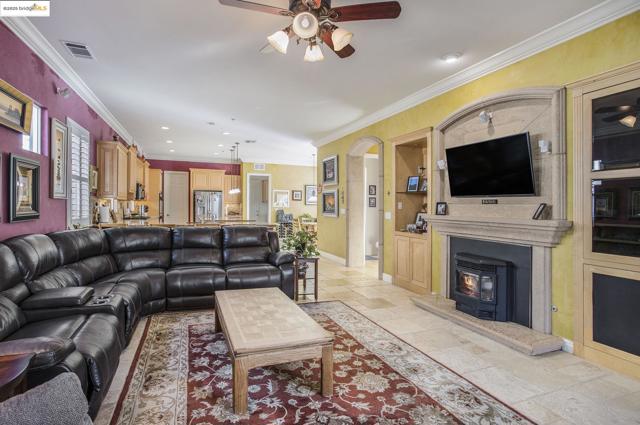 MLS #41115576 image #15