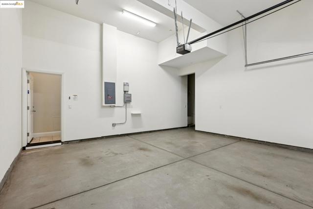 MLS #41116358 image #40