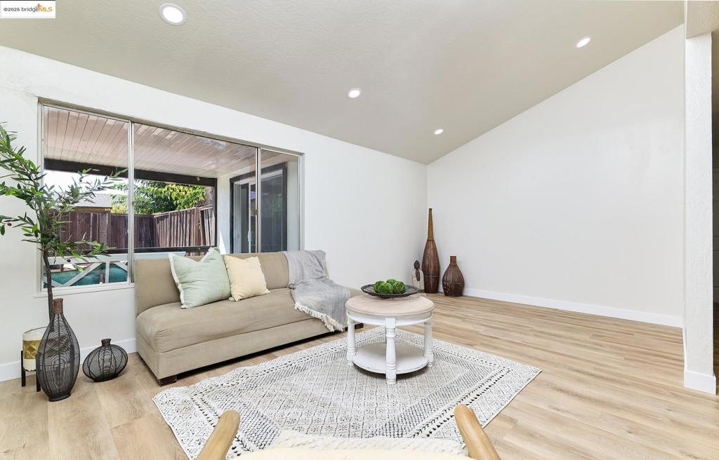 MLS #41117168 image #16