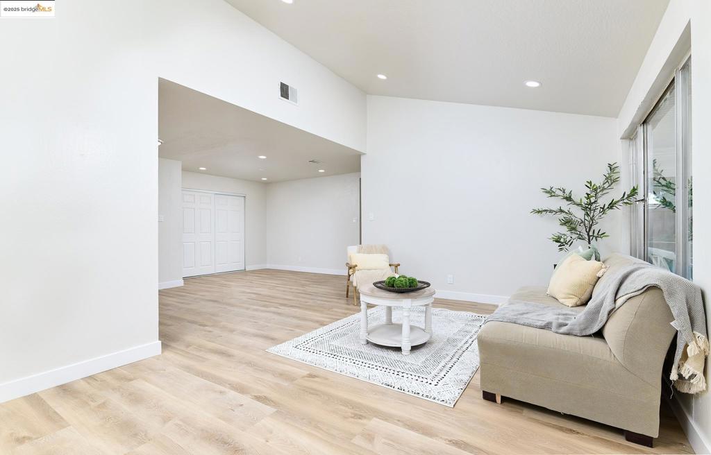 MLS #41117168 image #18