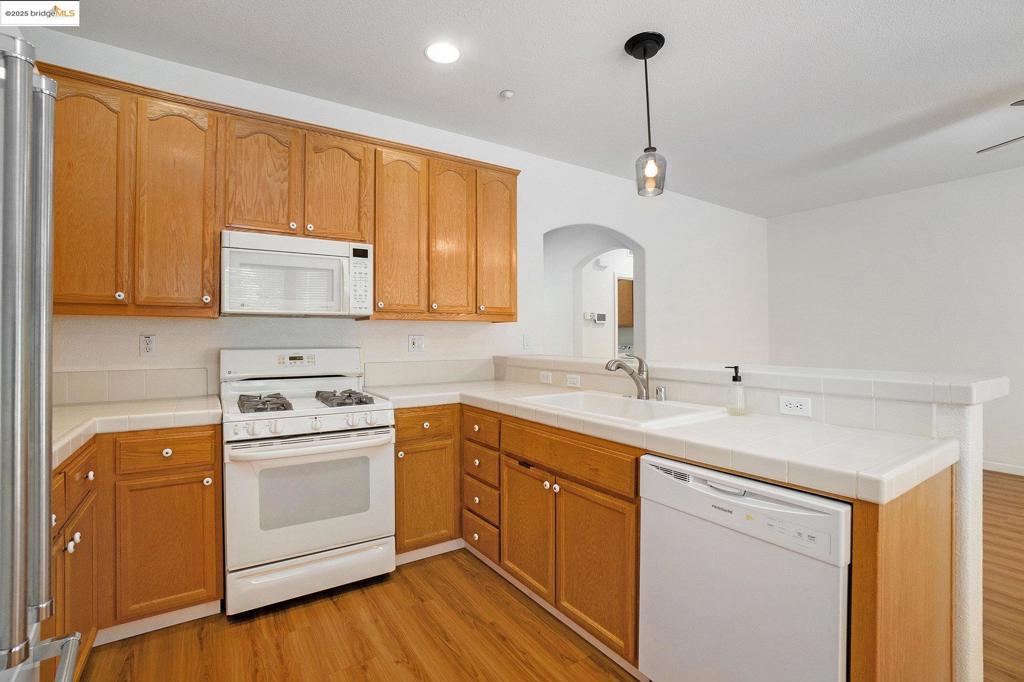 MLS #41117255 image #15