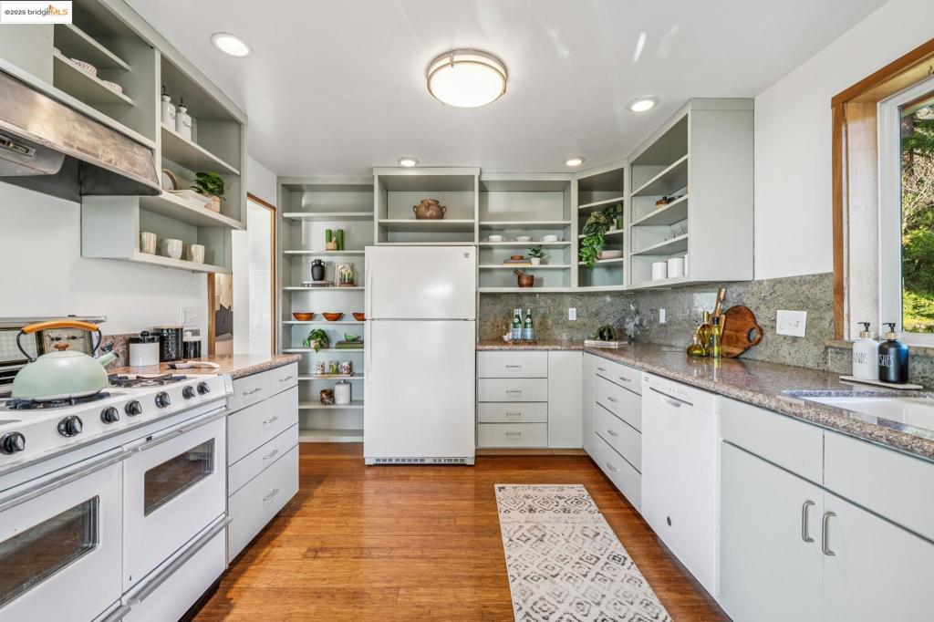 MLS #41117428 image #15