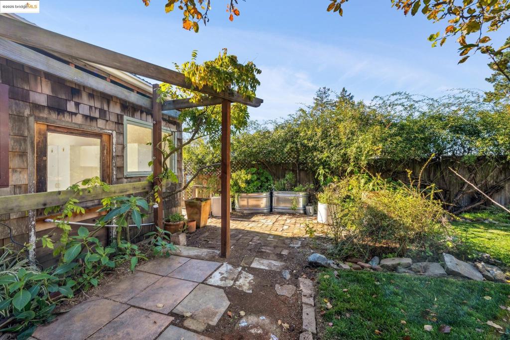 MLS #41117428 image #38