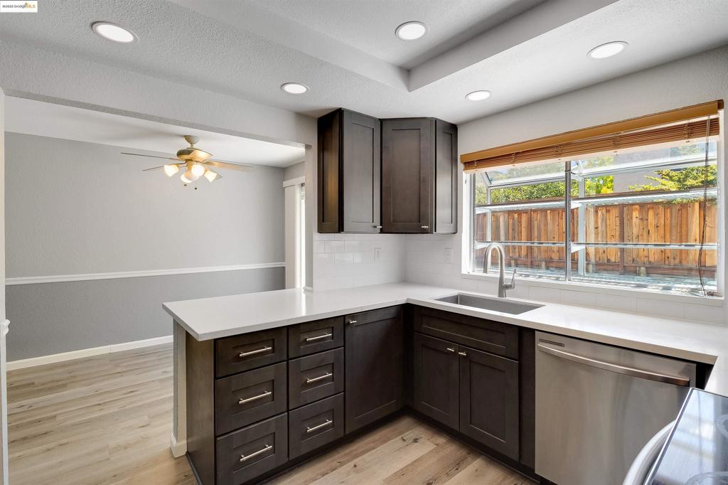 MLS #41117654 image #16