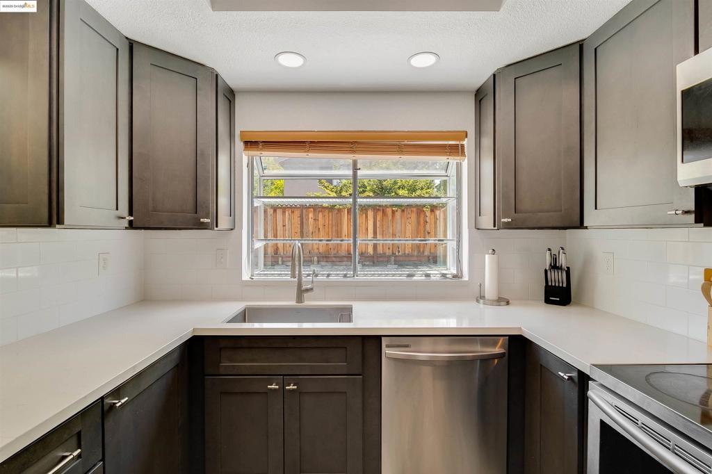 MLS #41117654 image #17