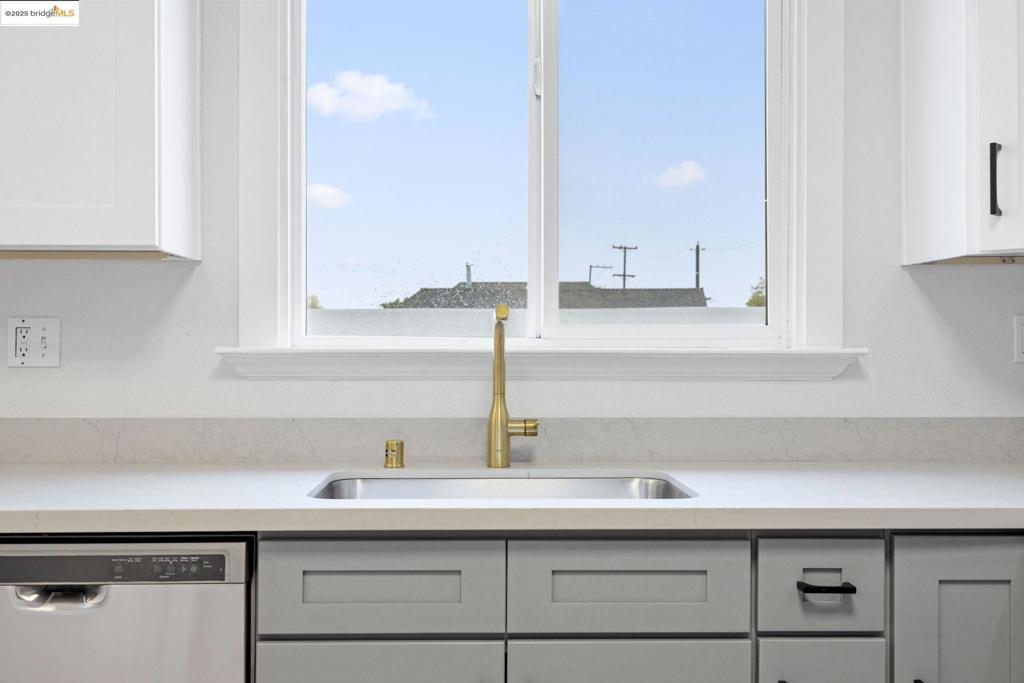 MLS #41117745 image #3