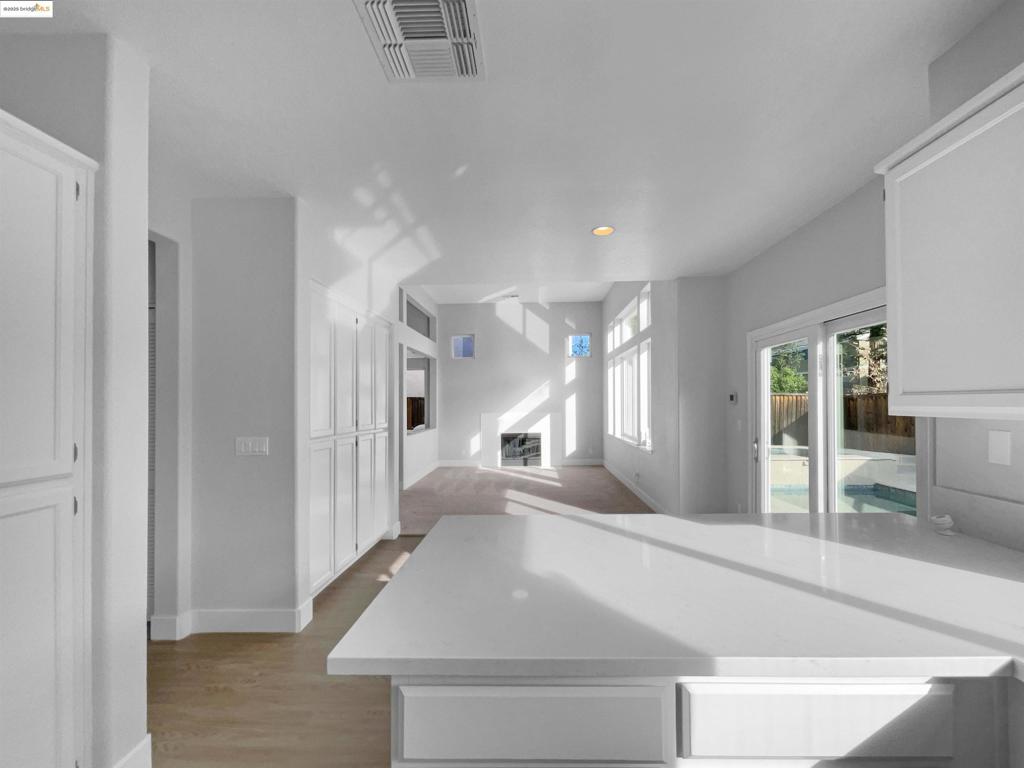 MLS #41118400 image #18