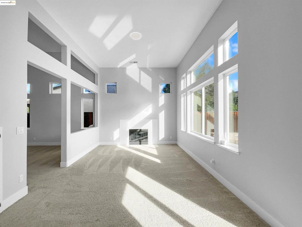 MLS #41118400 image #2