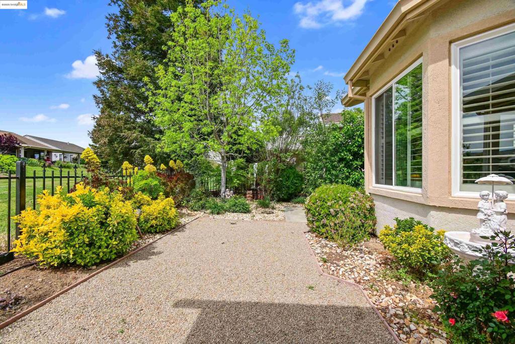 MLS #41118416 image #29