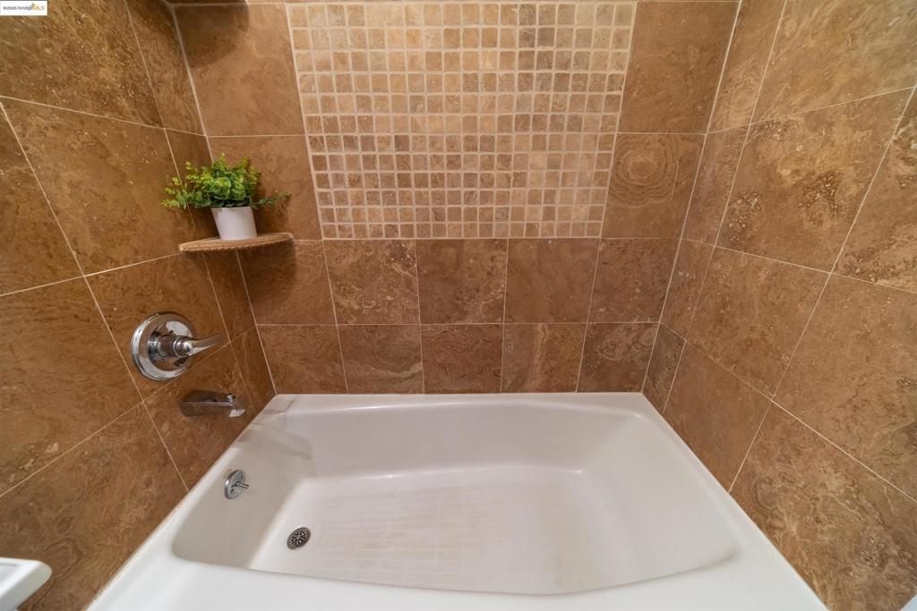 MLS #41118737 image #16