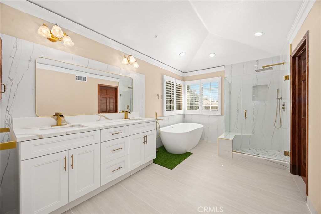 MLS #AR25042650 image #11