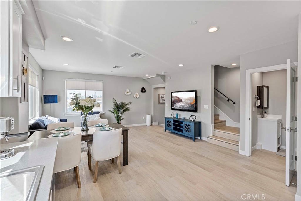 MLS #AR25074880 image #12