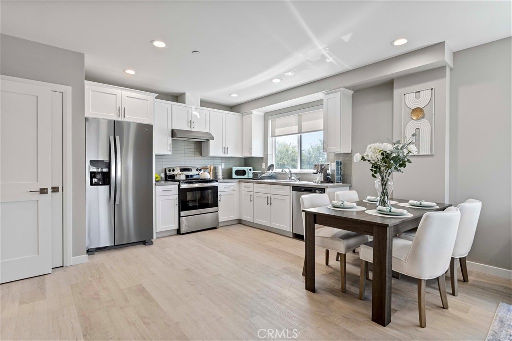 MLS #AR25074880 image #9