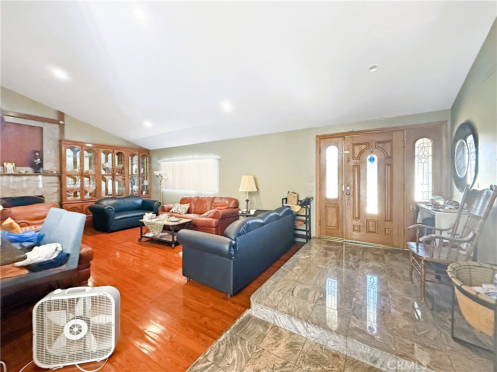 MLS #AR25169985 image #2