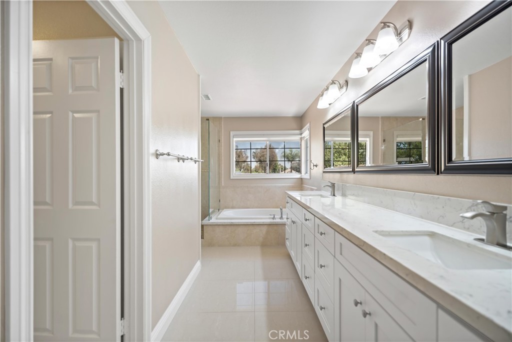 MLS #AR25177180 image #22