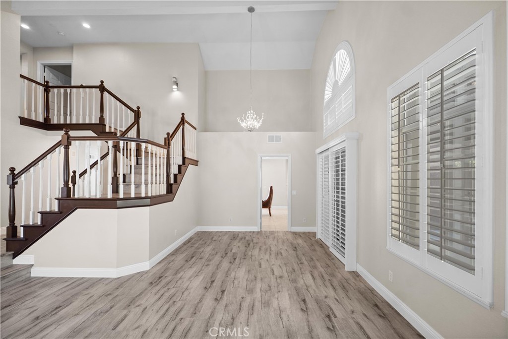 MLS #AR25177180 image #8