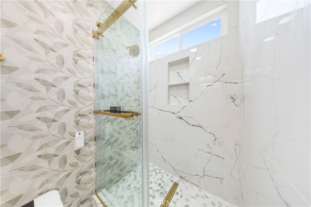 MLS #AR25177709 image #33