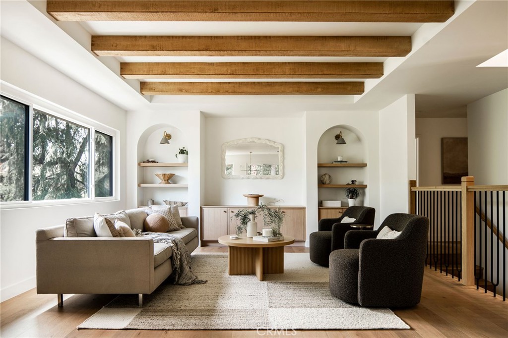 MLS #AR25219266 image #0