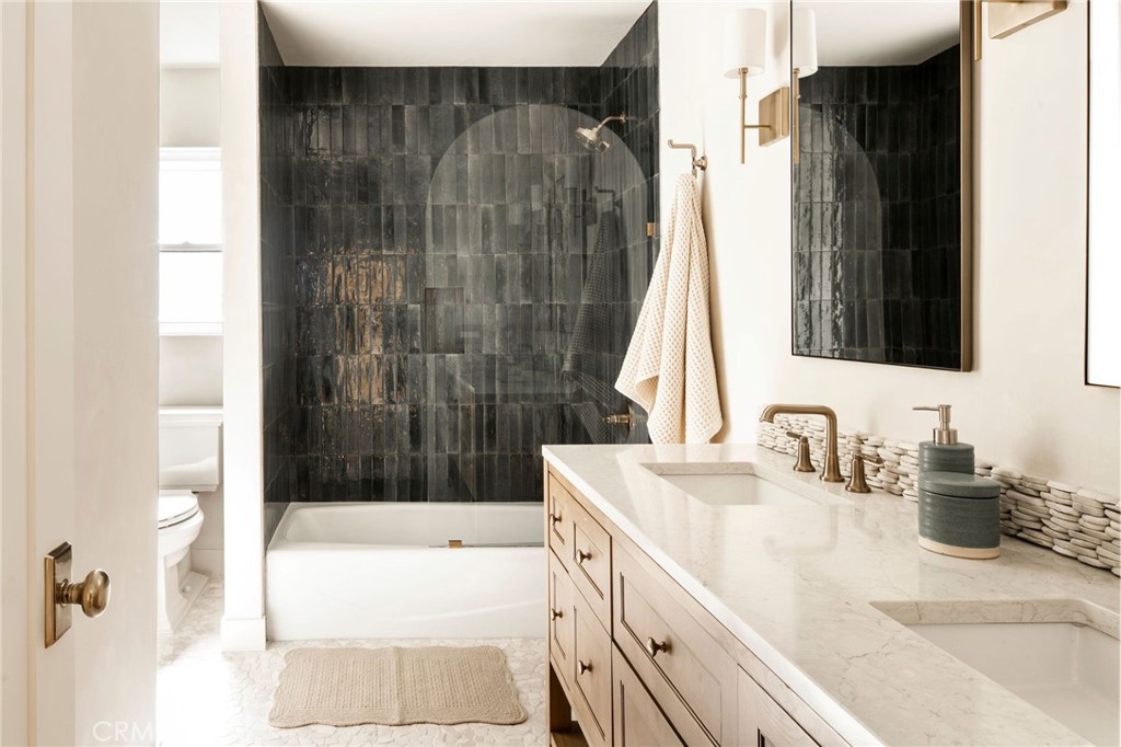 MLS #AR25219266 image #36