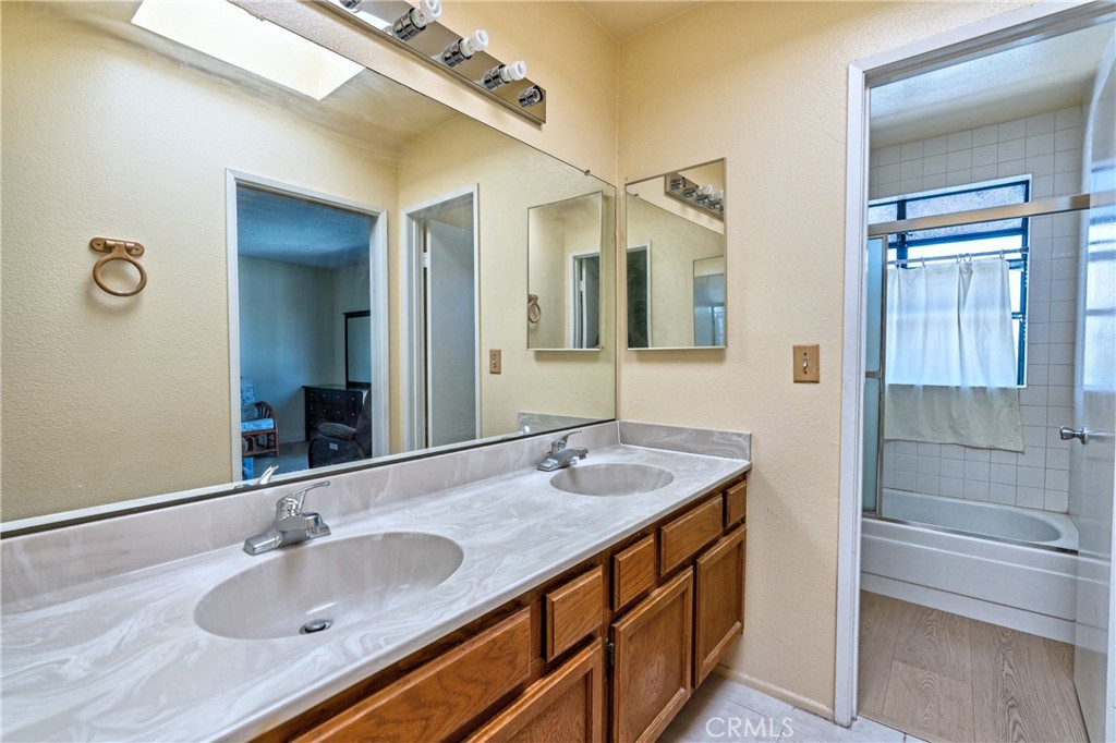 MLS #AR25230278 image #32