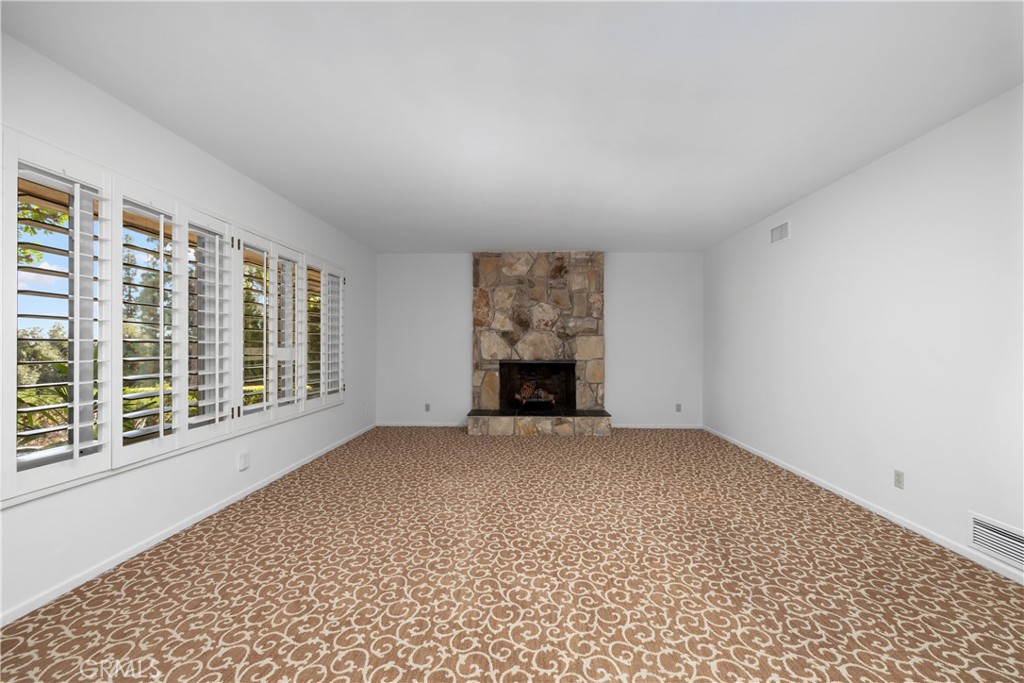 MLS #AR25240124 image #3