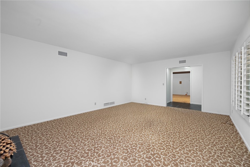 MLS #AR25240124 image #4