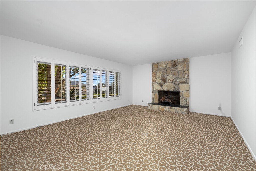 MLS #AR25240124 image #6