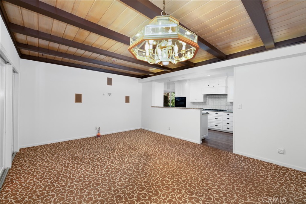 MLS #AR25240124 image #9