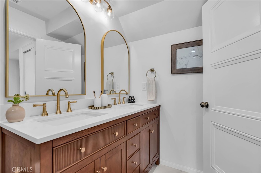 MLS #AR25241482 image #43