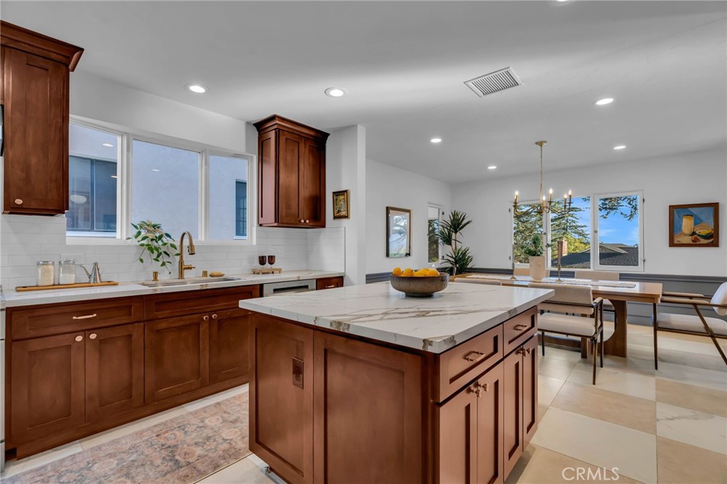 MLS #AR25241482 image #9