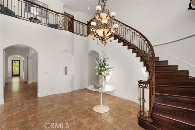 MLS #AR25242582 image #1