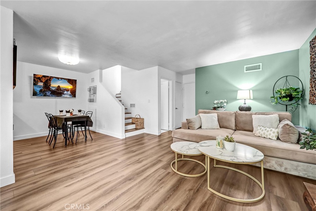 MLS #AR25246248 image #0