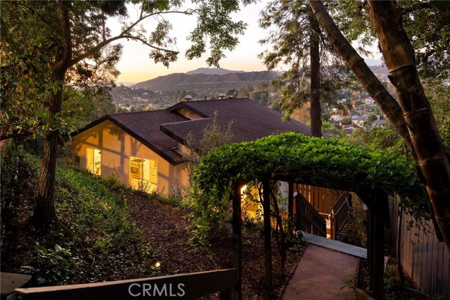 MLS #AR25247698 image #1