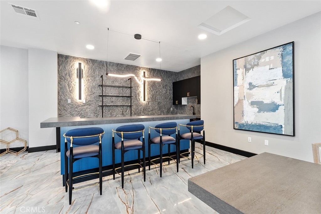 MLS #AR25247975 image #41