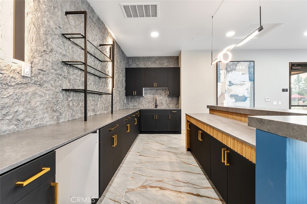 MLS #AR25247975 image #44