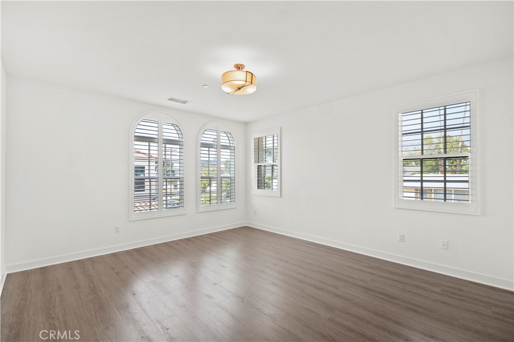 MLS #AR25248798 image #16