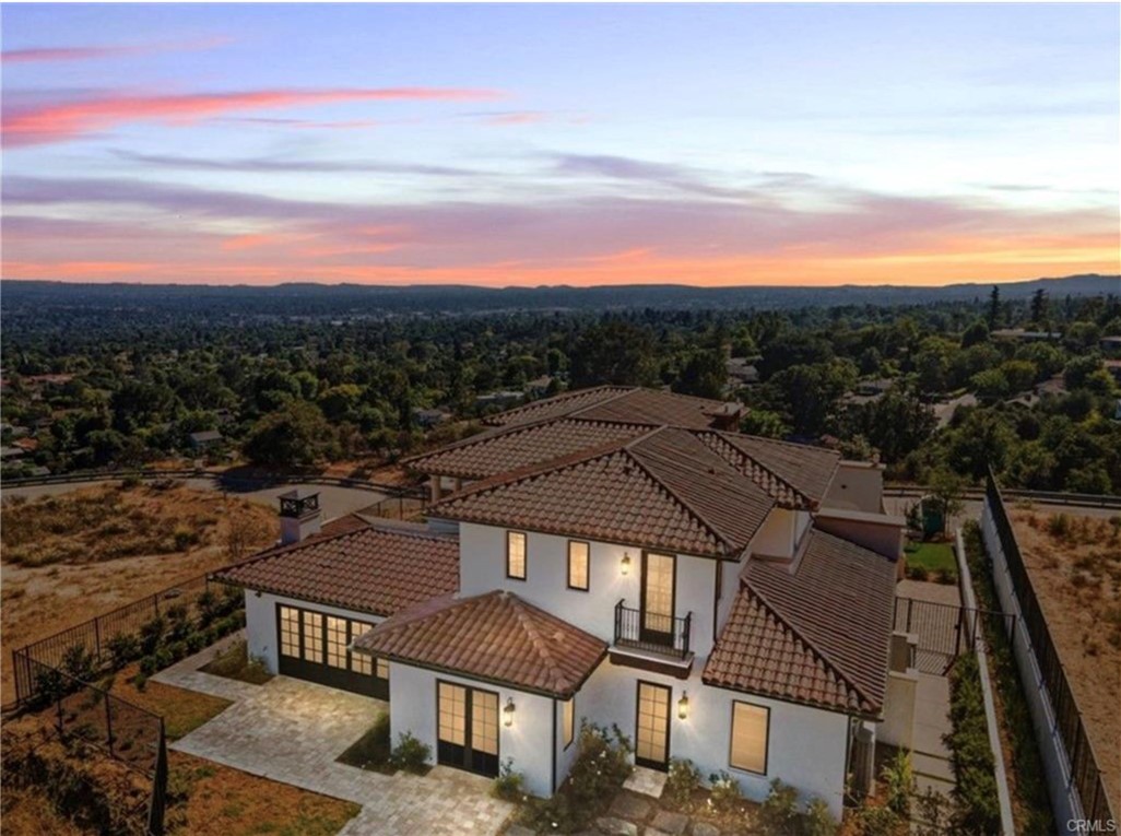 MLS #AR25250395 image #1