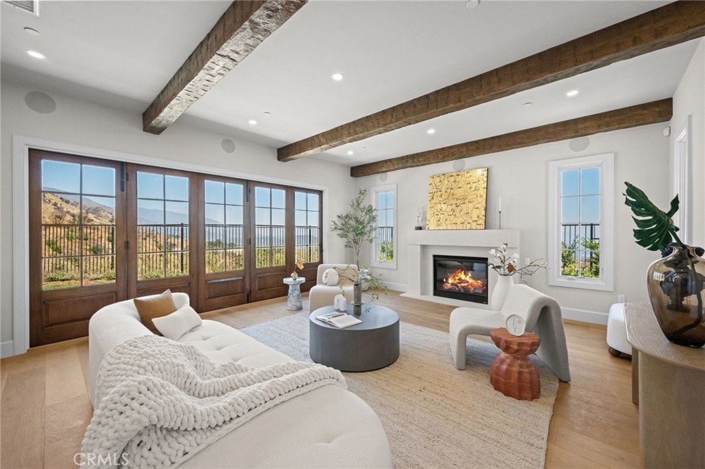 MLS #AR25250395 image #17