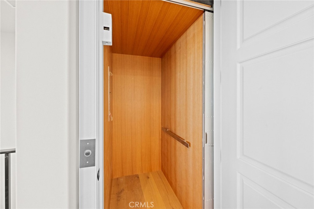 MLS #AR25250395 image #32