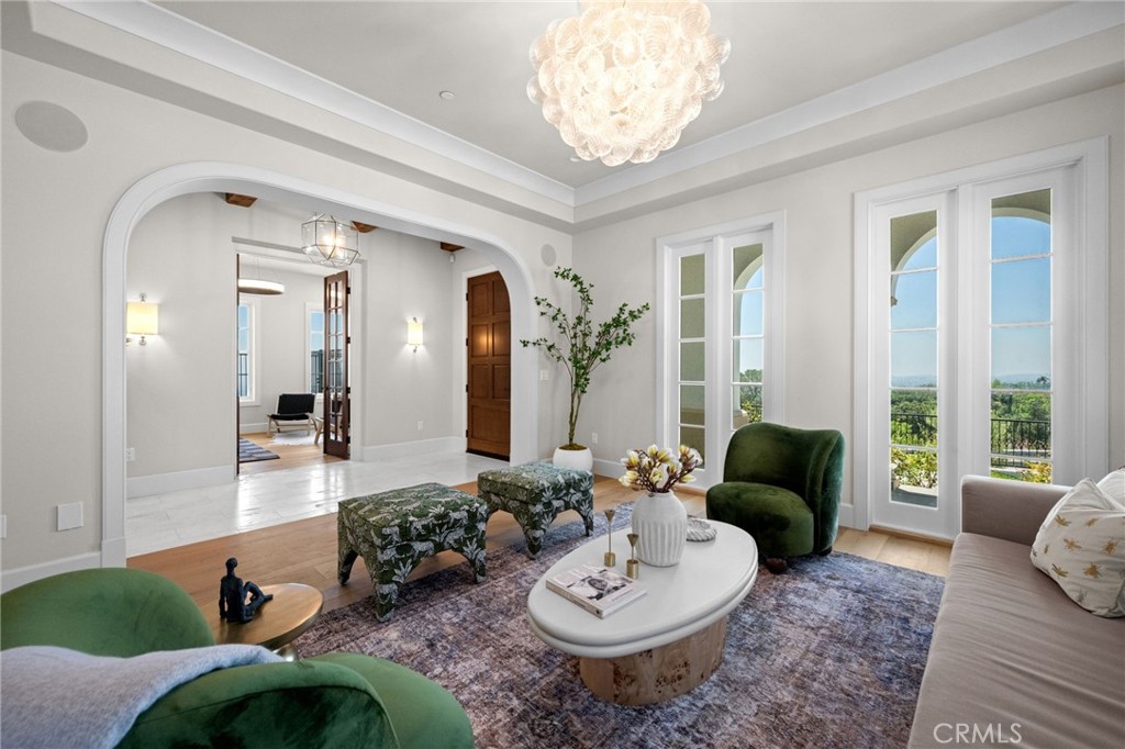 MLS #AR25250395 image #9